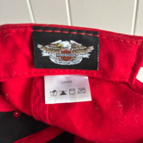 Ladies One Size Red Harley-Davidson Motorcycle Black Embroidered Ballcap - Picture 4 of 5